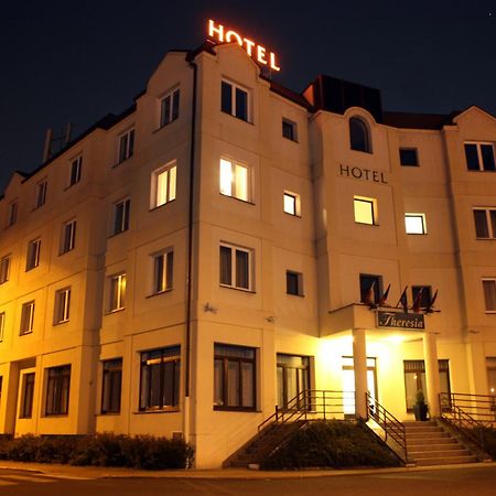 Hotel Theresia كولين المظهر الخارجي الصورة