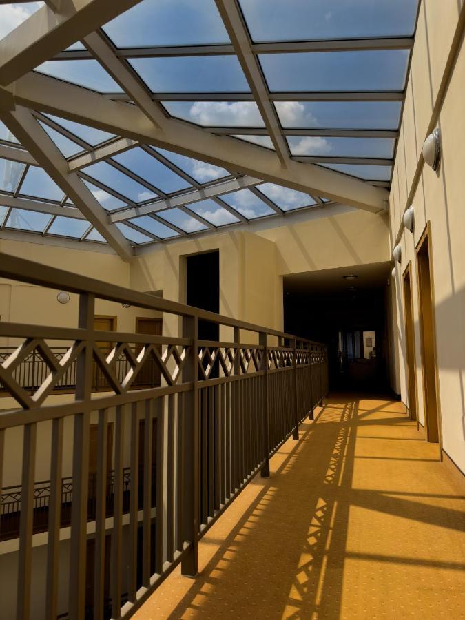 Hotel Theresia كولين المظهر الخارجي الصورة