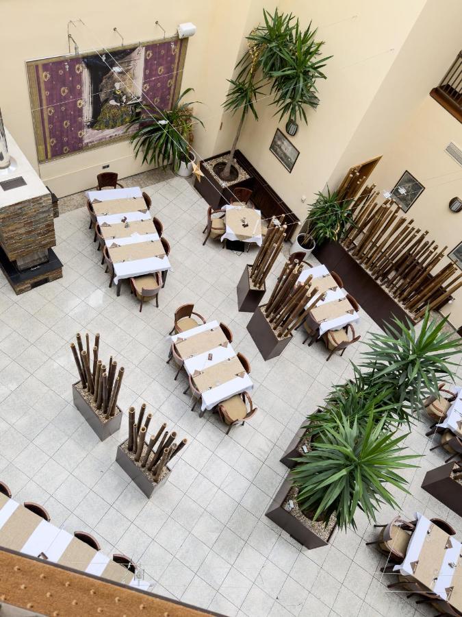 Hotel Theresia كولين المظهر الخارجي الصورة