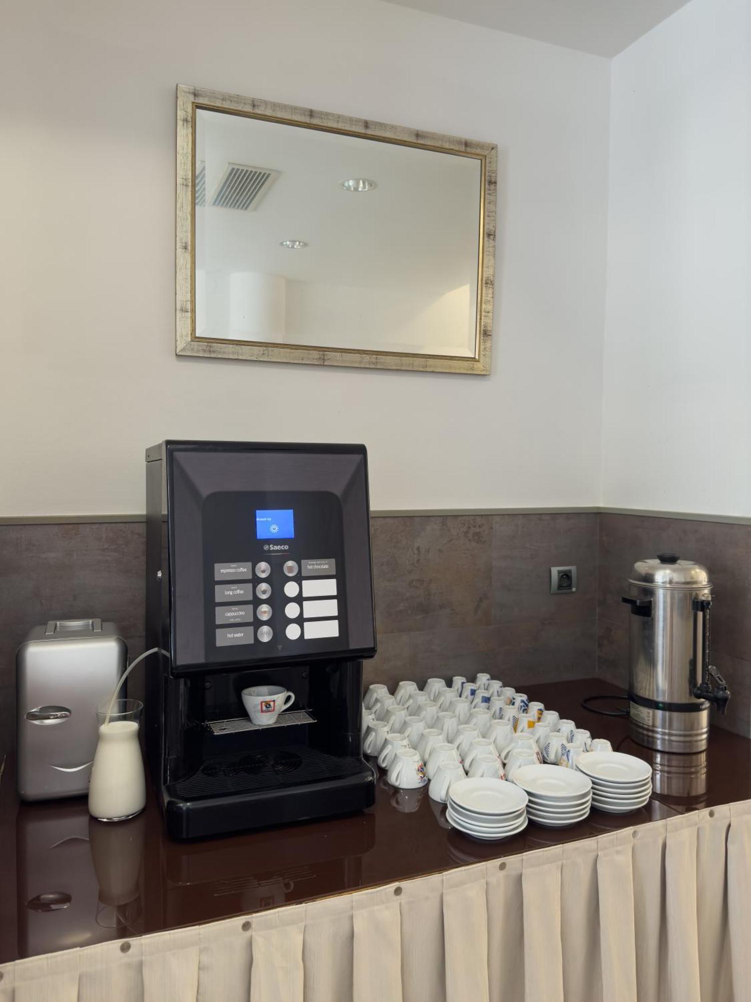 Hotel Theresia كولين المظهر الخارجي الصورة